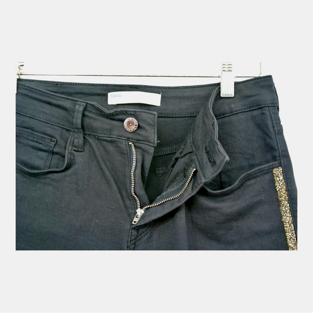 Zara High Rise Rhinestone Accent Black Denim Jeans Size 8
